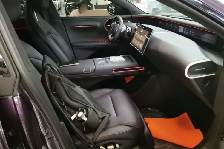 Used Avatr 07 2024 Max Extended-Range Edition Right Front Seat