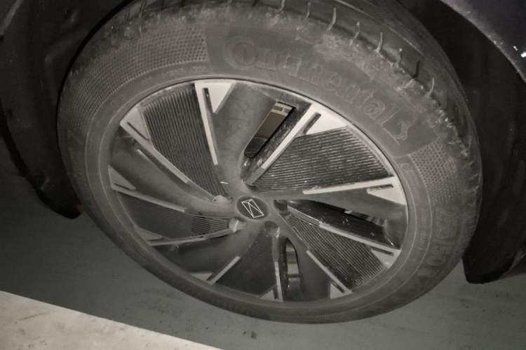 Used Avatr 07 2024 Max Pure Electric Edition Right Front Wheel Hub