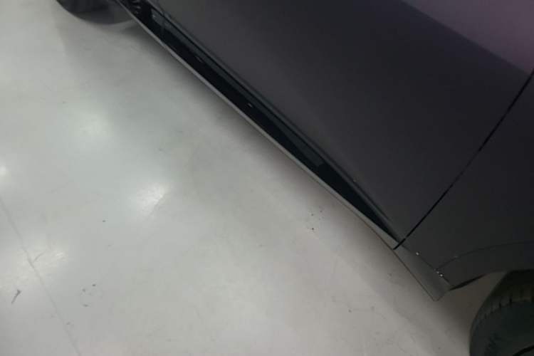 Used Avatr 07 2024 Max Extended-Range Edition Right Side Sill