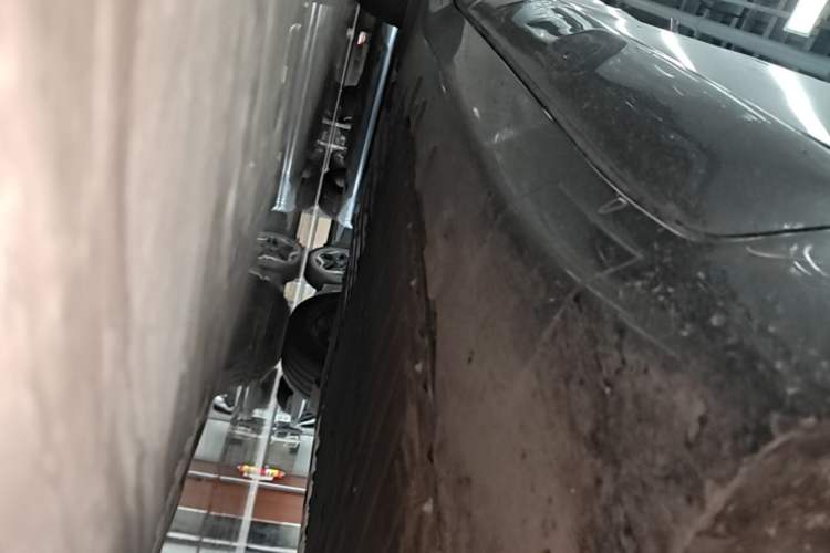 Used Avatr 07 2024 Max Extended-Range Edition Right Side Sill
