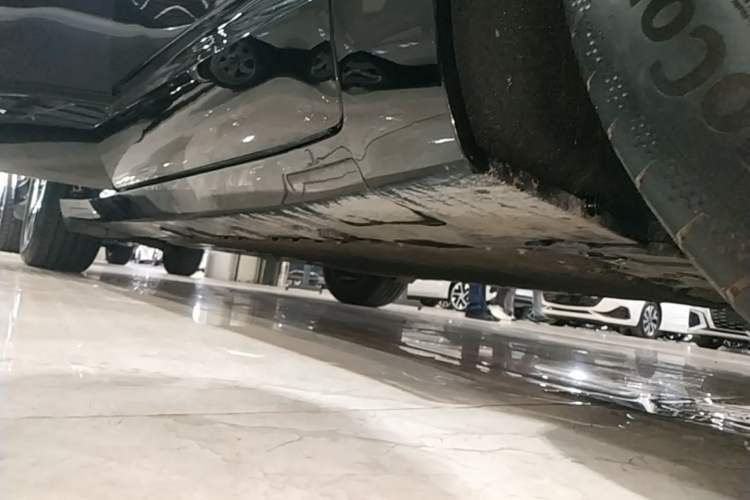 Used Avatr 07 2024 Max Extended-Range Edition Right Side Sill