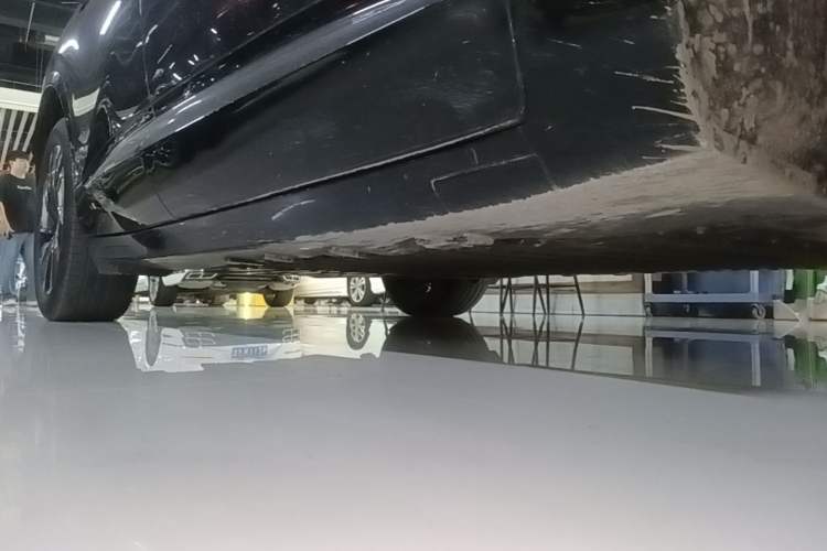 Used Avatr 07 2024 Max Extended-Range Edition Right Side Sill