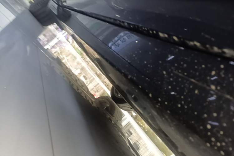 Used Avatr 07 2024 Ultra Range-Extended Four-Wheel Drive Right Side Sill