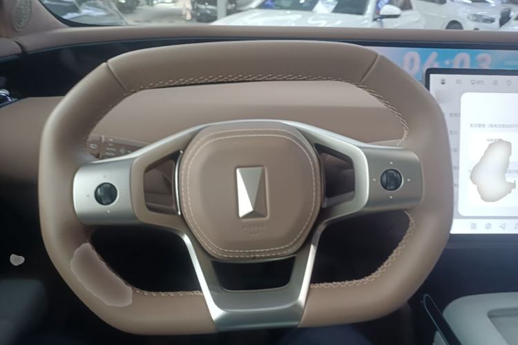 Used Avatr 07 2024 Ultra Range-Extended Four-Wheel Drive Steering Wheel