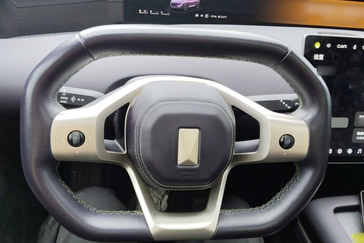 Used Avatr 07 2024 Max Extended-Range Edition Steering Wheel