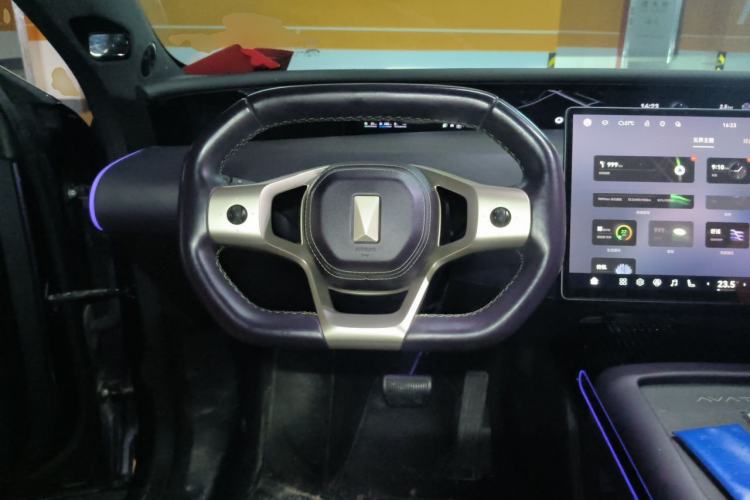 Used Avatr 07 2024 Max Extended-Range Edition Steering Wheel