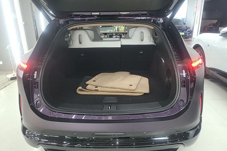 Used Avatr 07 2024 Max Extended-Range Edition Trunk