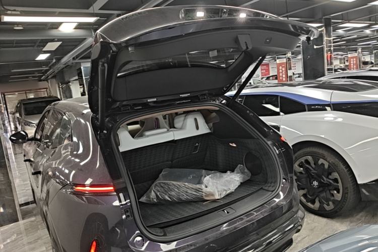 Used Avatr 07 2024 Max Extended-Range Edition Trunk