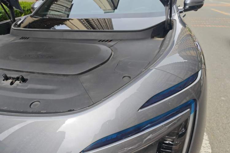 Used Avatr 07 2024 Max Extended-Range Edition Engine Bay Left