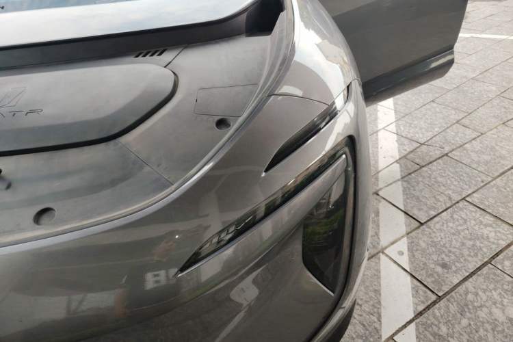 Used Avatr 07 2024 Max Extended-Range Edition Engine Bay Left