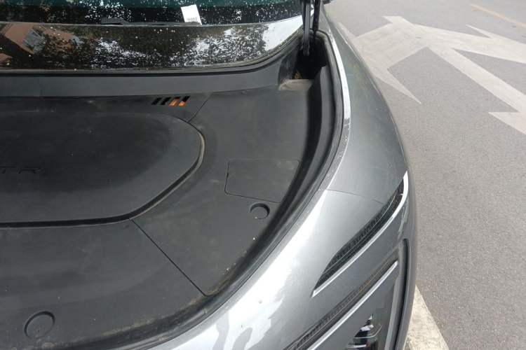 Used Avatr 07 2024 Max Extended-Range Edition Engine Bay Left