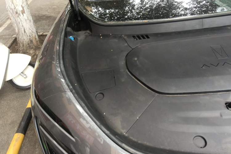 Used Avatr 07 2024 Max Extended-Range Edition Engine Bay Right