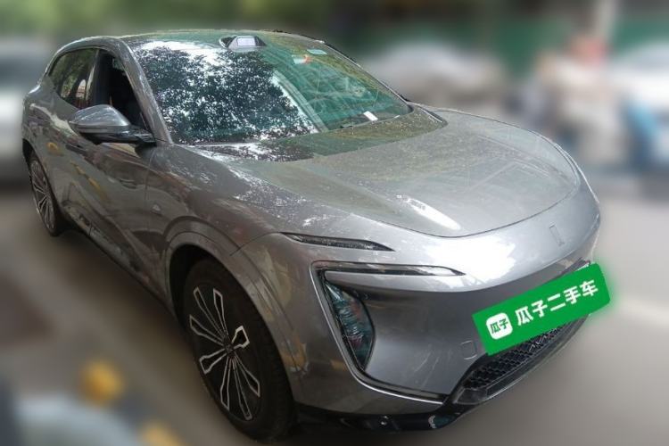 Used Avatr 07 2024 Max Extended-Range Edition Front Right 45 Deg