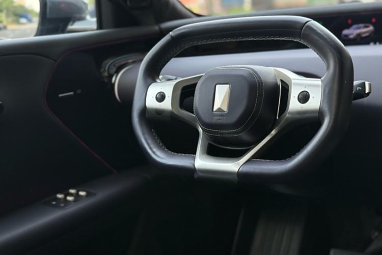 Used Avatr 07 2024 Max Extended-Range Edition Interior 10