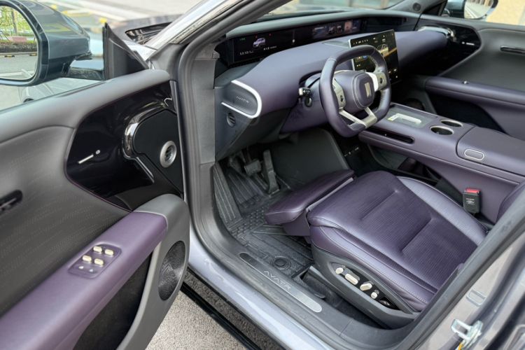 Used Avatr 07 2024 Max Extended-Range Edition Interior 2