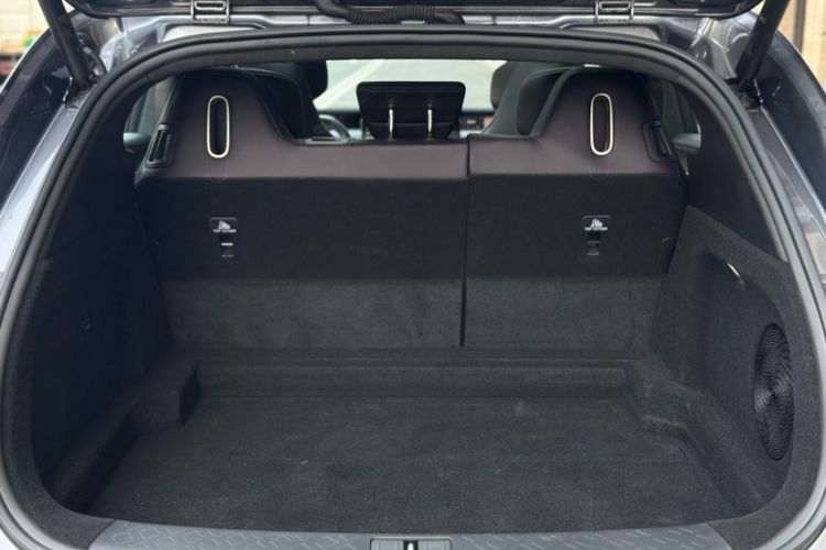 Used Avatr 07 2024 Max Extended-Range Edition Interior 4