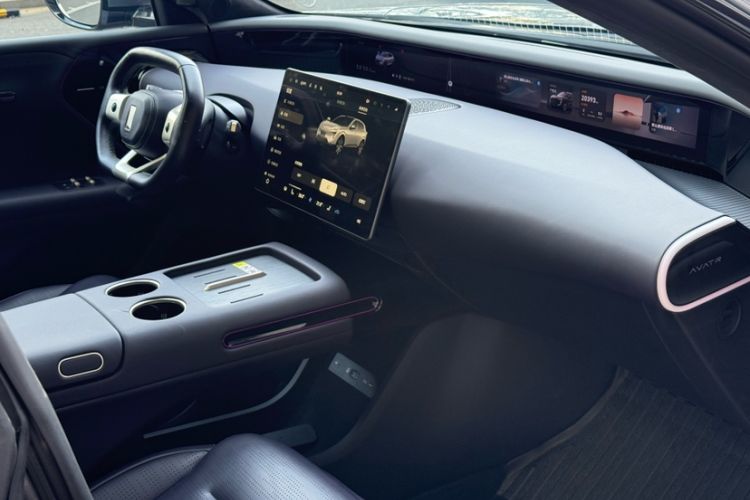 Used Avatr 07 2024 Max Extended-Range Edition Interior 7