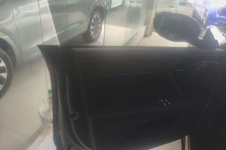 Used Avatr 07 2024 Max Extended-Range Edition Interior 7
