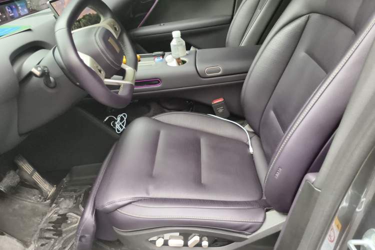 Used Avatr 07 2024 Pro+ Range-Extended Edition Left Front Seat