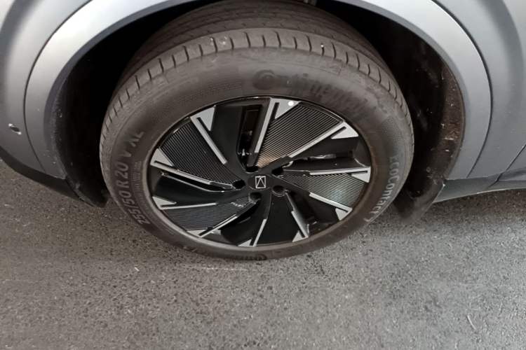 Used Avatr 07 2024 Max Pure Electric Edition Left Front Wheel Hub
