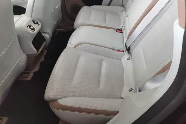 Used Avatr 07 2024 Max Pure Electric Edition Left Rear Seat