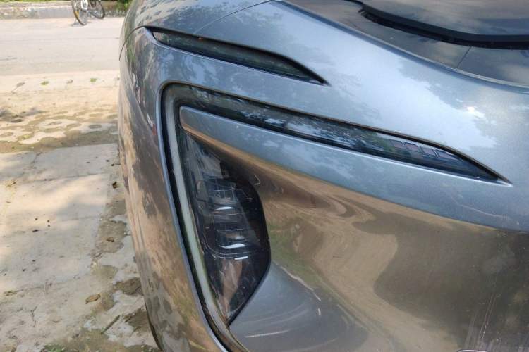 Used Avatr 07 2024 Max Extended-Range Edition Right Front Headlight