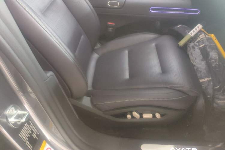 Used Avatr 07 2024 Max Extended-Range Edition Right Front Seat