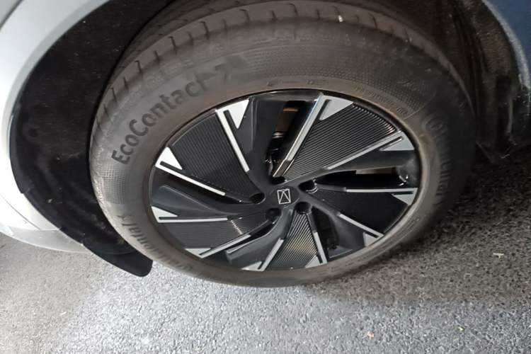 Used Avatr 07 2024 Max Pure Electric Edition Right Rear Wheel Hub