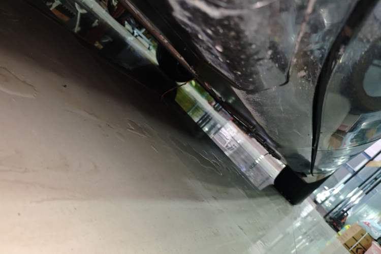 Used Avatr 07 2024 Max Extended-Range Edition Right Side Sill