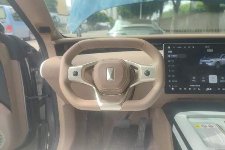 Used Avatr 07 2024 Max Pure Electric Edition Steering Wheel