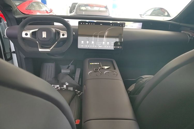 Used Avatr 07 2024 Max Extended-Range Edition Center Console
