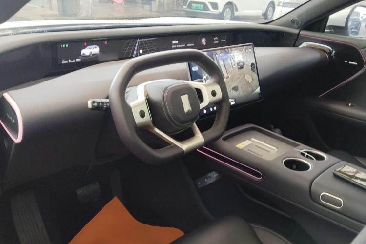 Used Avatr 07 2024 Pro+ All-Electric Version Center Console
