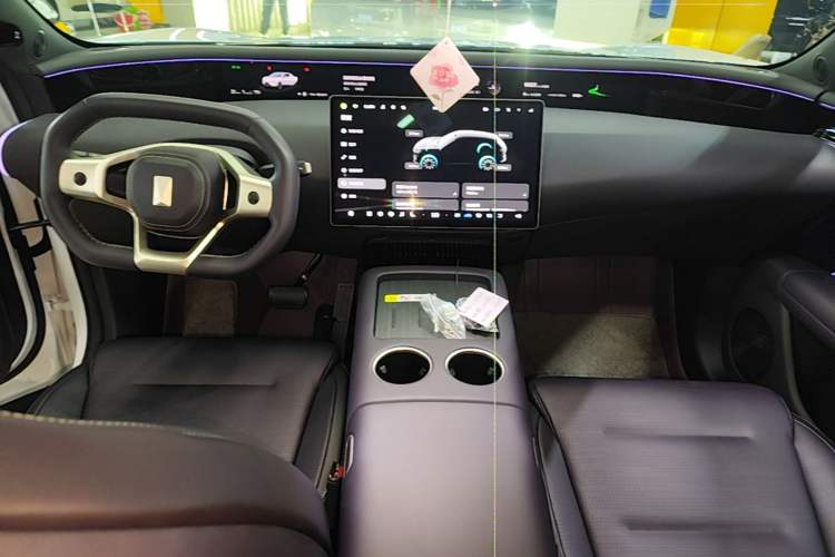 Used Avatr 07 2024 Pro+ All-Electric Version Center Console
