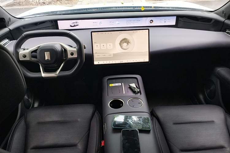 Used Avatr 07 2024 Max Pure Electric Edition Center Console