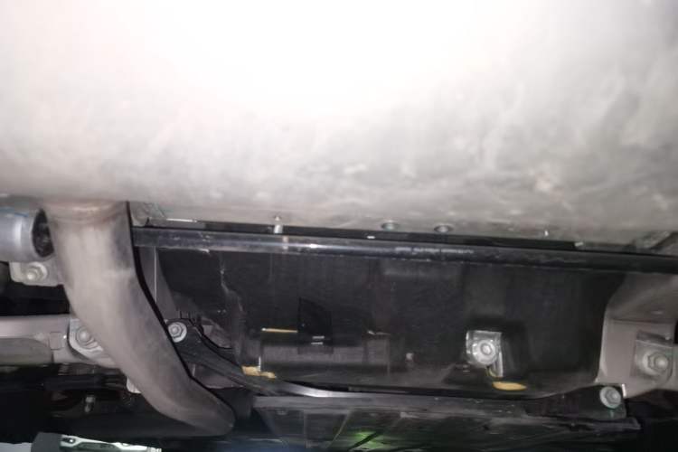 Used Avatr 07 2024 Ultra Range-Extended Four-Wheel Drive Chassis Rear