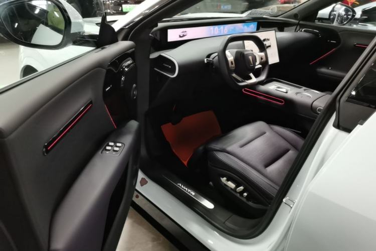 Used Avatr 07 2024 Ultra All-Electric Four-Wheel Drive Driver Seat