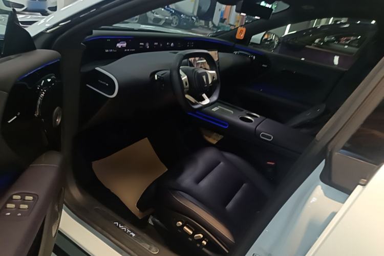 Used Avatr 07 2024 Ultra Range-Extended Four-Wheel Drive Driver Seat