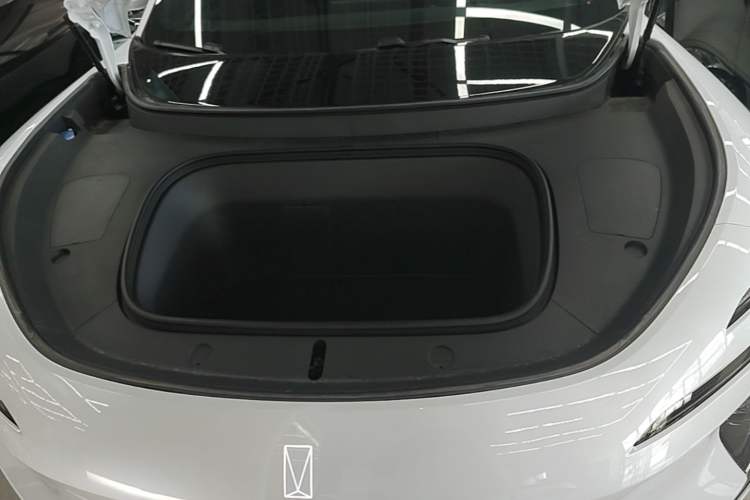 Used Avatr 07 2024 Pro Pure Electric Version Engine Bay