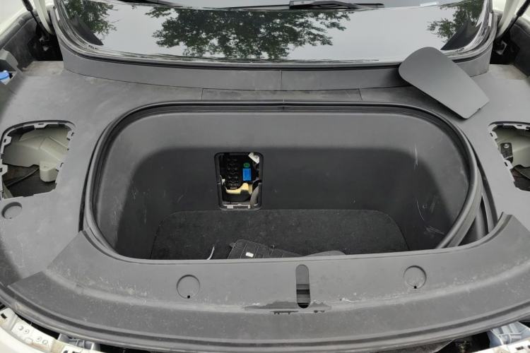 Used Avatr 07 2024 Ultra All-Electric Four-Wheel Drive Engine Bay
