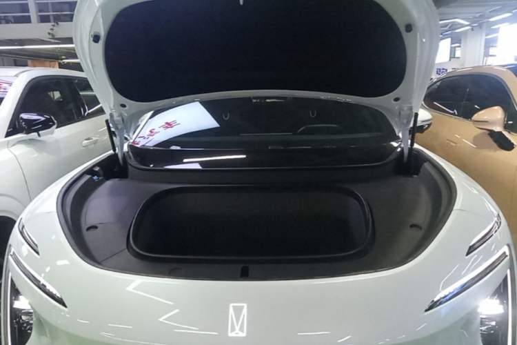 Used Avatr 07 2024 Pro+ All-Electric Version Engine Bay