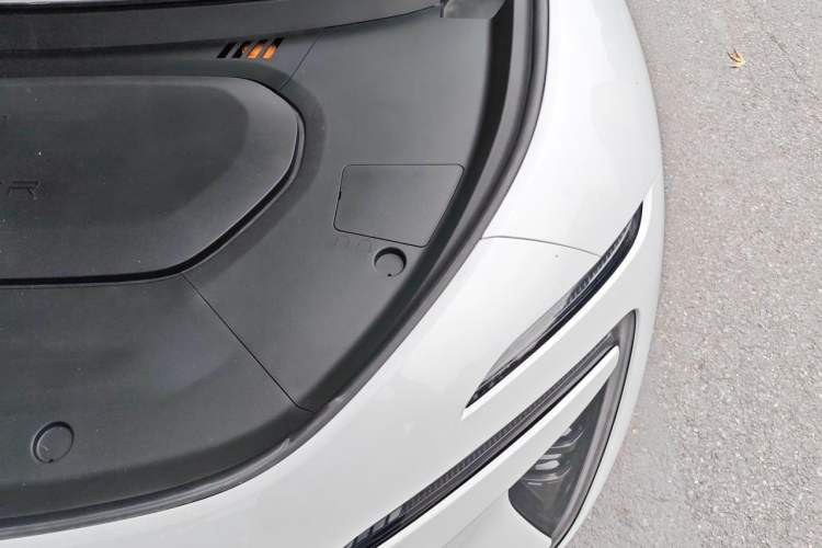 Used Avatr 07 2024 Max Extended-Range Edition Engine Bay Left