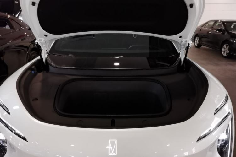 Used Avatr 07 2024 Pro+ All-Electric Version Engine Bay