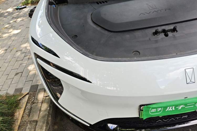 Used Avatr 07 2024 Pro+ Range-Extended Edition Engine Bay Right