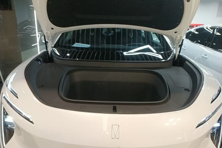 Used Avatr 07 2024 Pro+ All-Electric Version Engine Bay