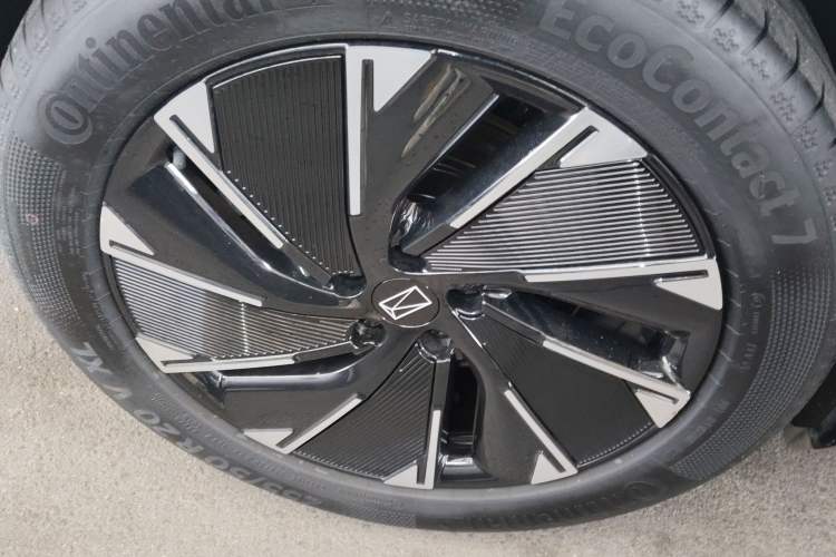 Used Avatr 07 2024 Pro+ All-Electric Version Exterior 2