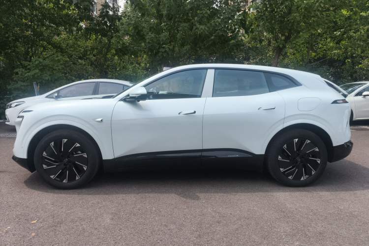 Used Avatr 07 2024 Max Pure Electric Edition Exterior 3