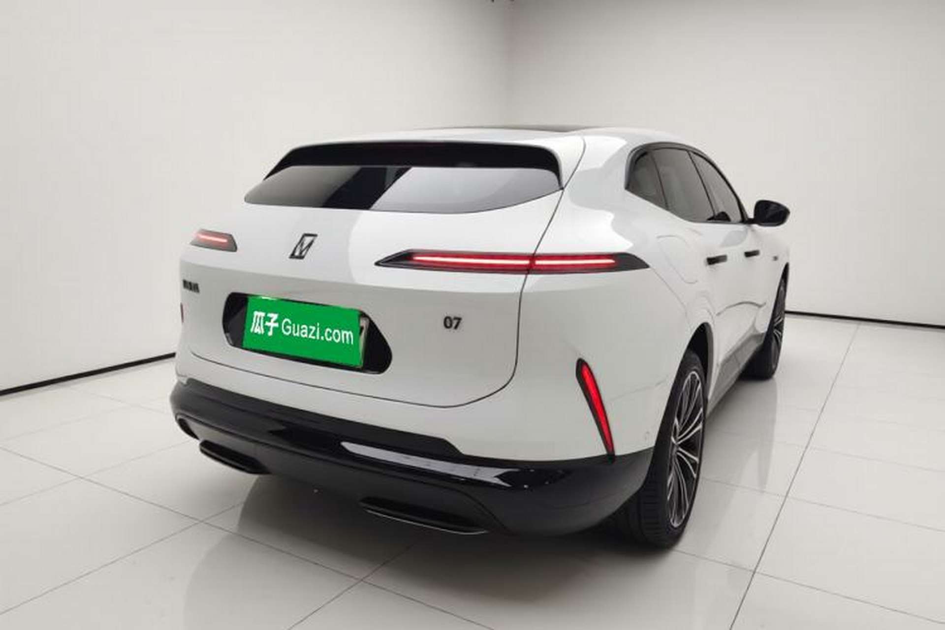 Used Avatr 07 2024 Ultra Range-Extended Four-Wheel Drive Exterior 5