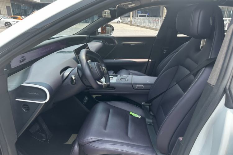 Used Avatr 07 2024 Ultra Range-Extended Four-Wheel Drive Interior 2