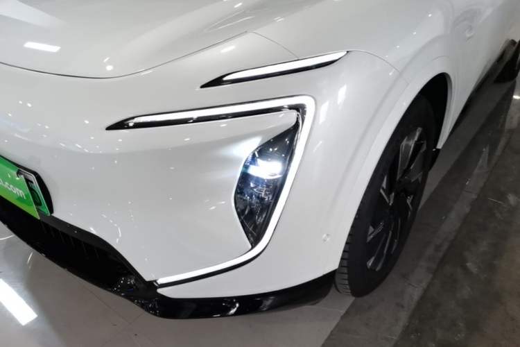 Used Avatr 07 2024 Pro+ All-Electric Version Left Front Headlight