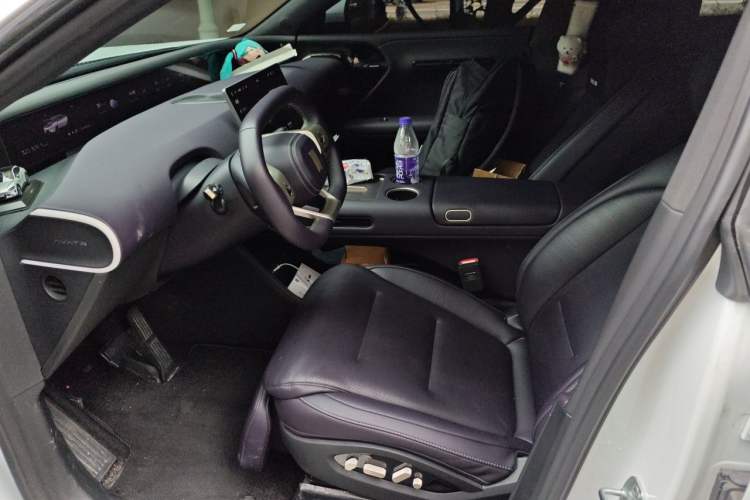 Used Avatr 07 2024 Pro+ Range-Extended Edition Left Front Seat